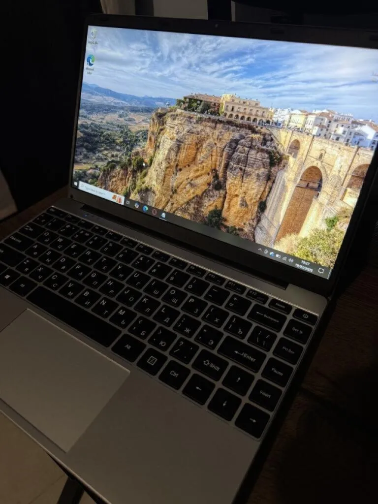 Laptop for sale - 128GB